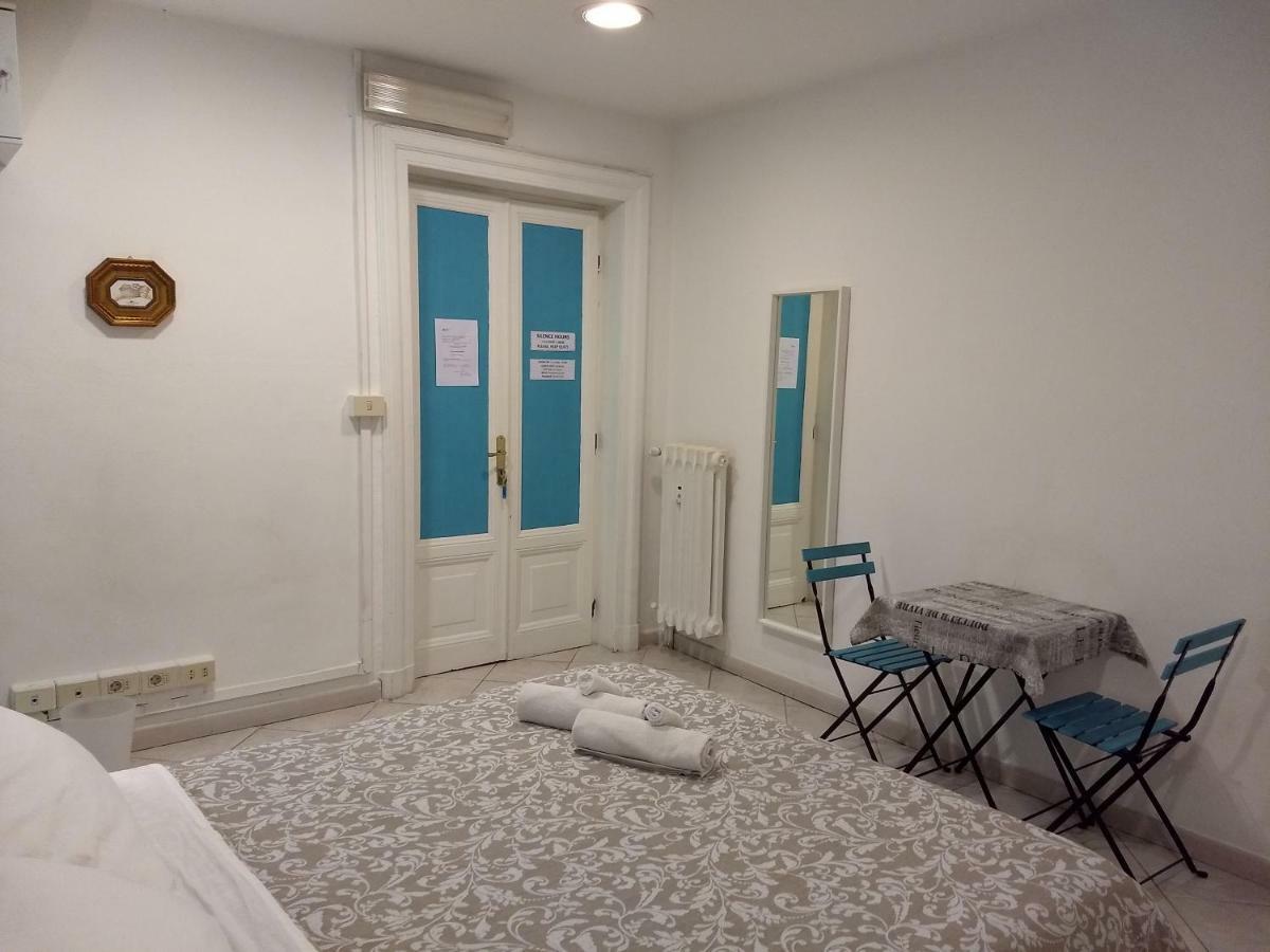 Amoraroma, Economy Guest House With Shared Bathrooms Экстерьер фото